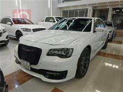 کرایسلەر 300